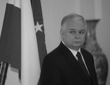 Miniatura: Ciało Lecha Kaczyńskiego pozostawiono bez...