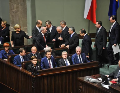 Miniatura: Do rządu dołączył 100. wiceminister....