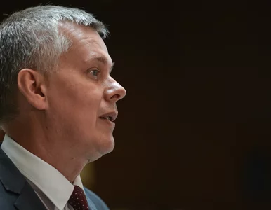 Miniatura: Siemoniak: Prezydent nie potrafi uderzyć...