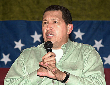 Chavez przenosi się do namiotu