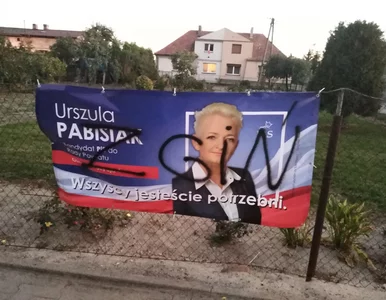 Miniatura: „Zgiń” na banerze kandydatki PiS. „Nie...