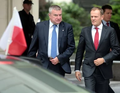 Miniatura: Sondaż: PO trzyma się mocno, PJN lepszy od...