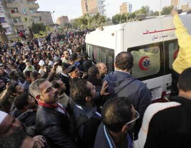 Miniatura: Zamieszki w Suezie - demonstranci...