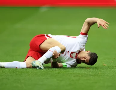 Miniatura: Robert Lewandowski brutalnie sfaulowany....