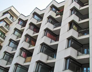 Miniatura: Polacy znowu kupują mieszkania. Niewielkie...