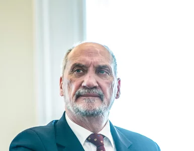 Miniatura: Macierewicz o relacjach z prezydentem:...