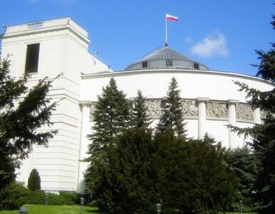 Miniatura: Sejm zwiększa wydatki. Wyda 36 mln zł...