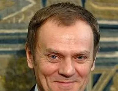 Miniatura: Tusk zgodził się sprzedać budynek fundacji...